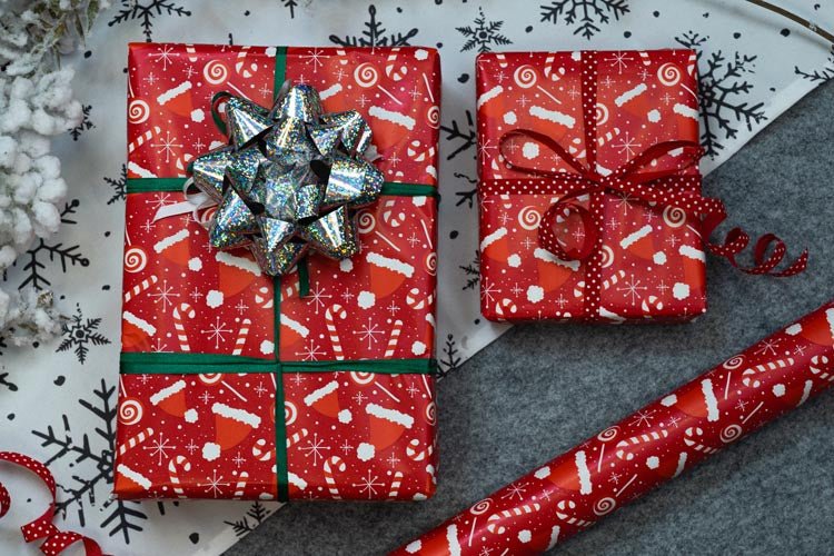 Geschenkpapier weihnachten 70cm/5m Nikolausmütze - AllBags