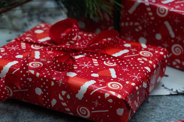 Geschenkpapier weihnachten 70cm/5m Nikolausmütze - AllBags