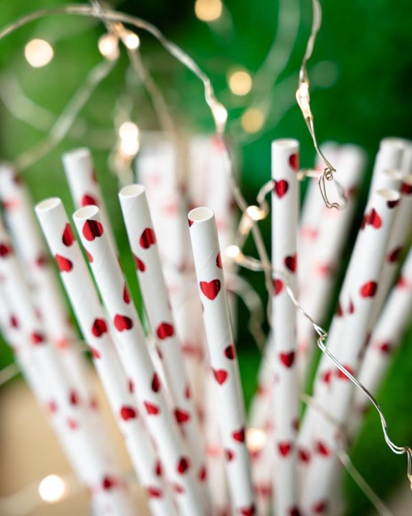 Papierstrohhalme Glänzende rote Herzen 250 Stück