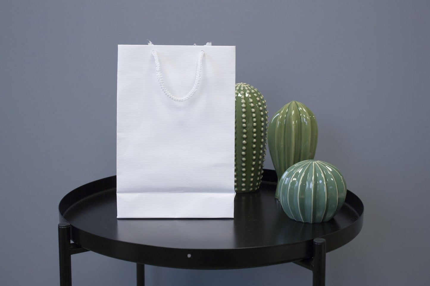 Papiertüte eco prestige 17+7x25cm Weiß - AllBags