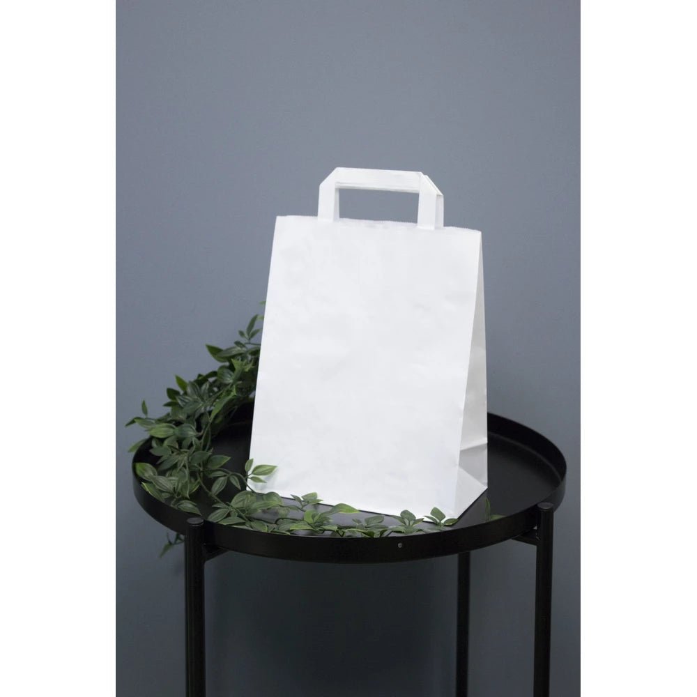 Papiertüten 22+11x24,5cm mit flachem Griff - WEIß - AllBags