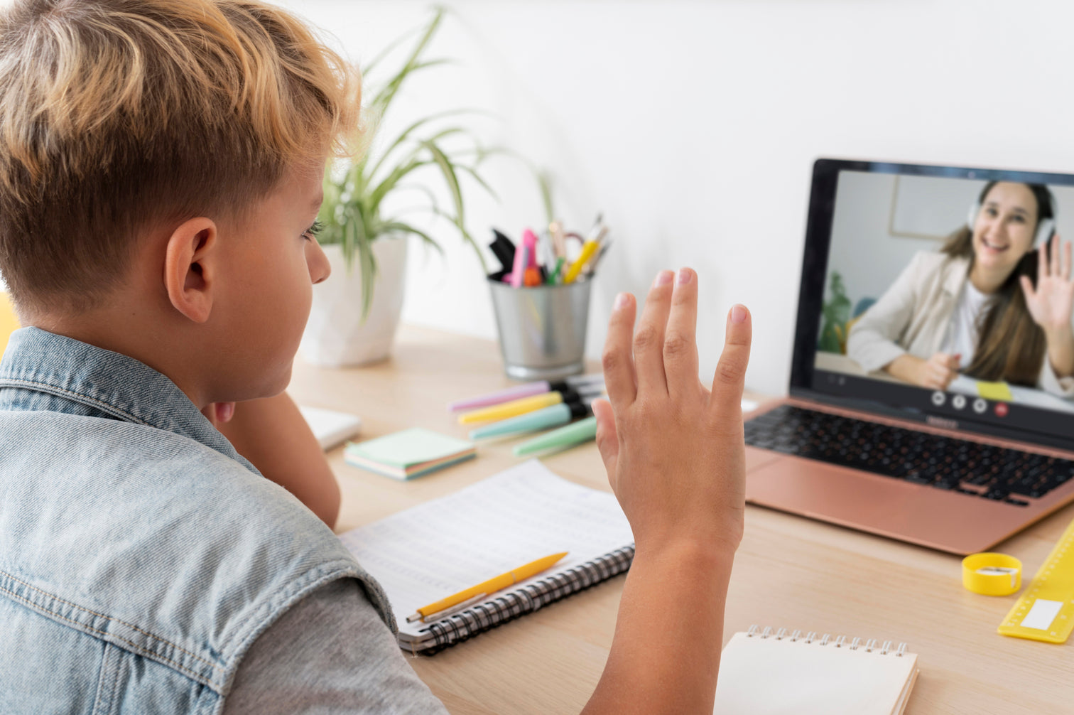 Cloud School : qu’est-ce que c’est ? Découvrez une alternative à l'édu ...