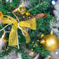 Künstlicher Weihnachtsbaum aus Kiefernholz + Dekorationen