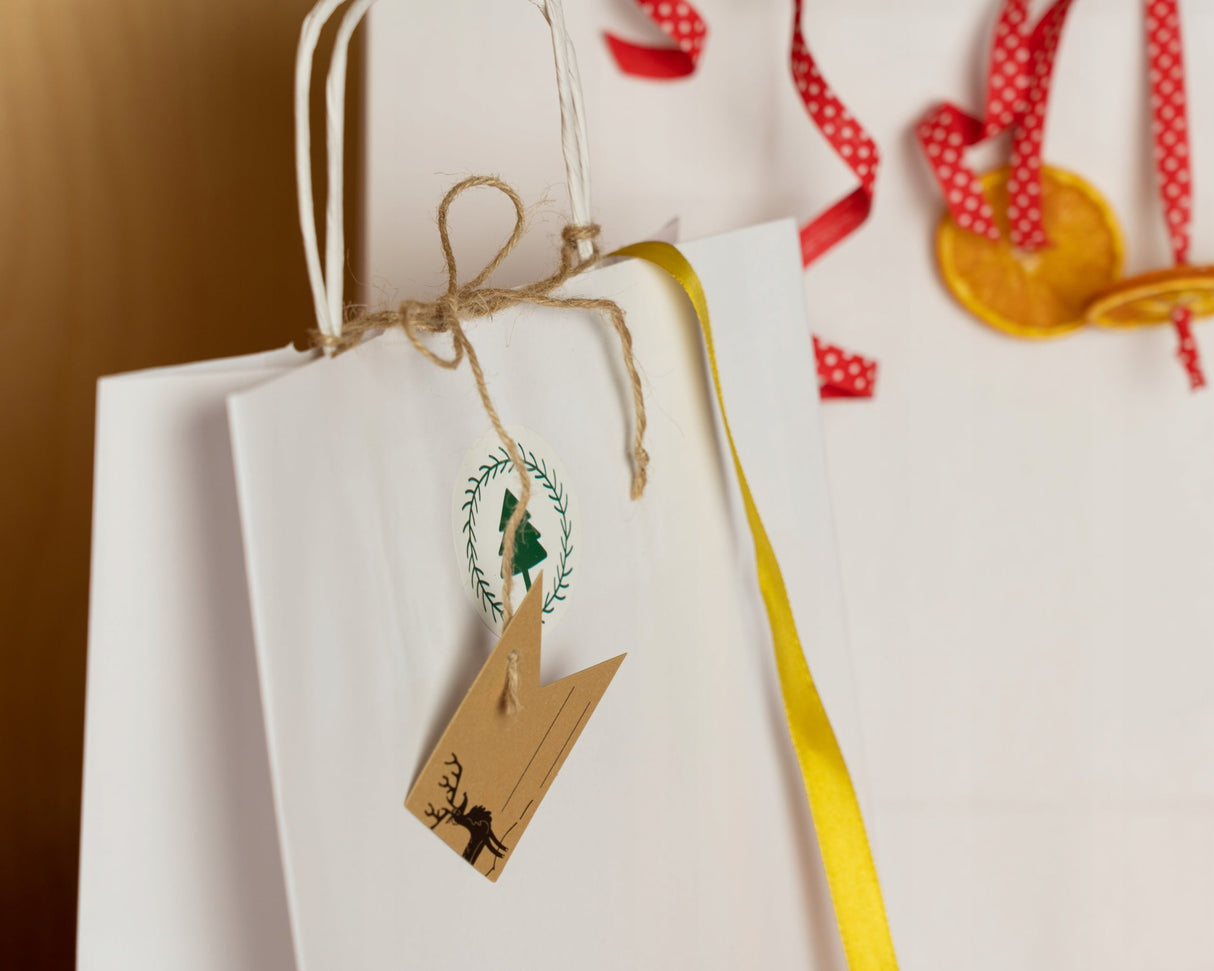 Weihnachtsgeschenktüten Set rot und weiß 8-tlg.