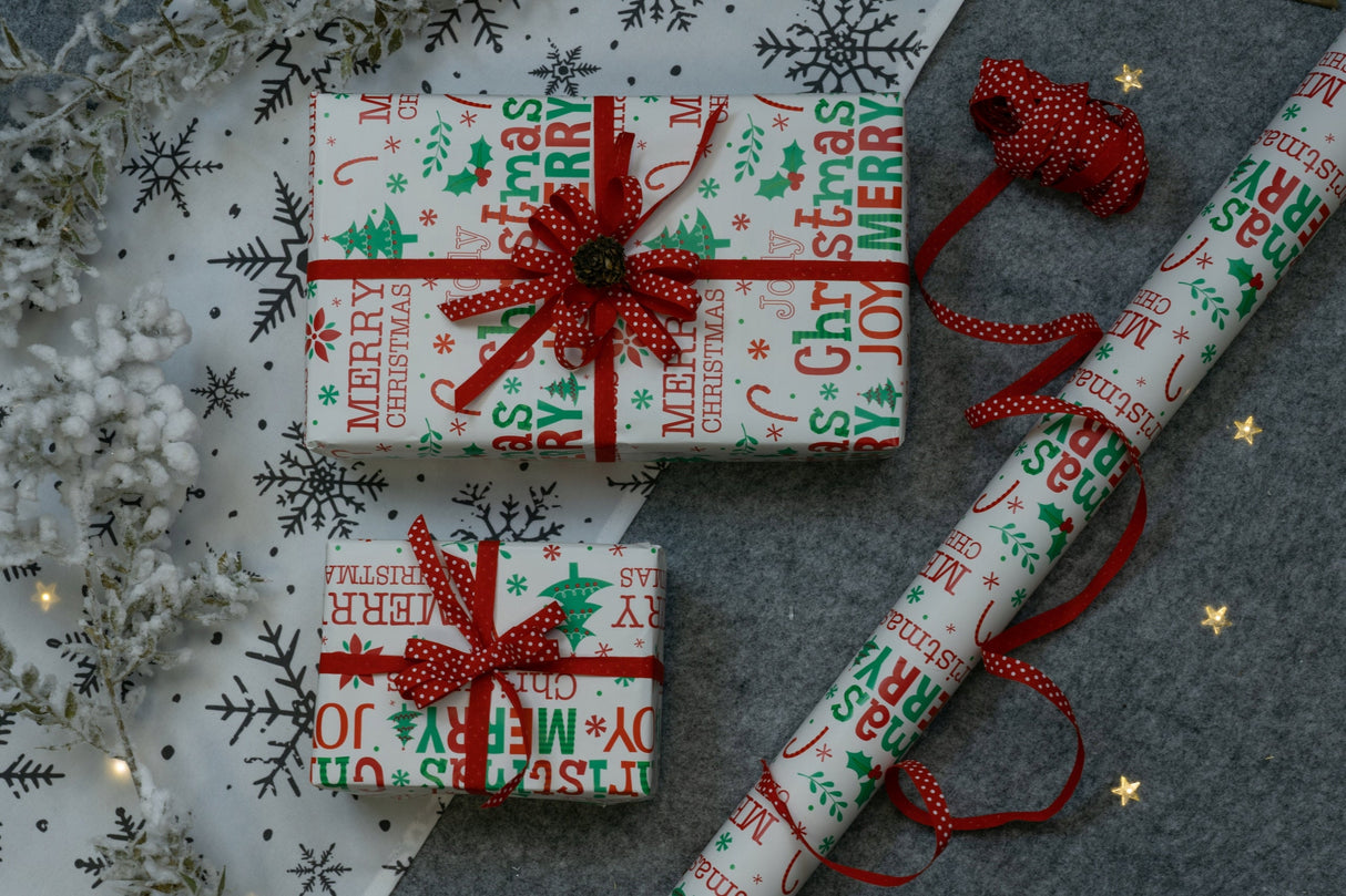 Weihnachtsgeschenkpapier weiß 70cm×5m "Frohe Weihnachten" Muster