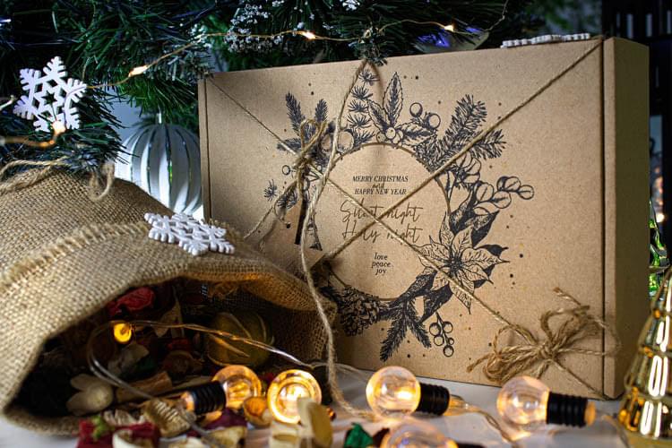 5 Stk. Geschenkboxen für Weihnachten