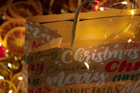 Weihnachtspapiertüte 180x80x220mm Frohe Weihnachten