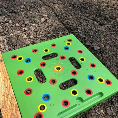 Set mit Aussaatschablonen für die Aussaat von Samen