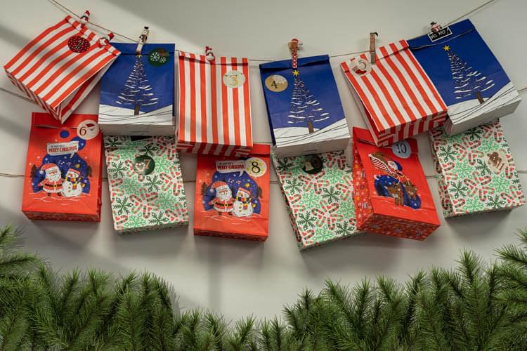 DIY Adventskalender Set mit 24 Aufklebern