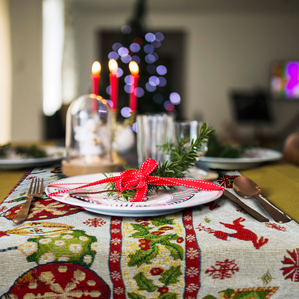 Weihnachtlicher Tischläufe 32x175 cm mit Kugelmotiv