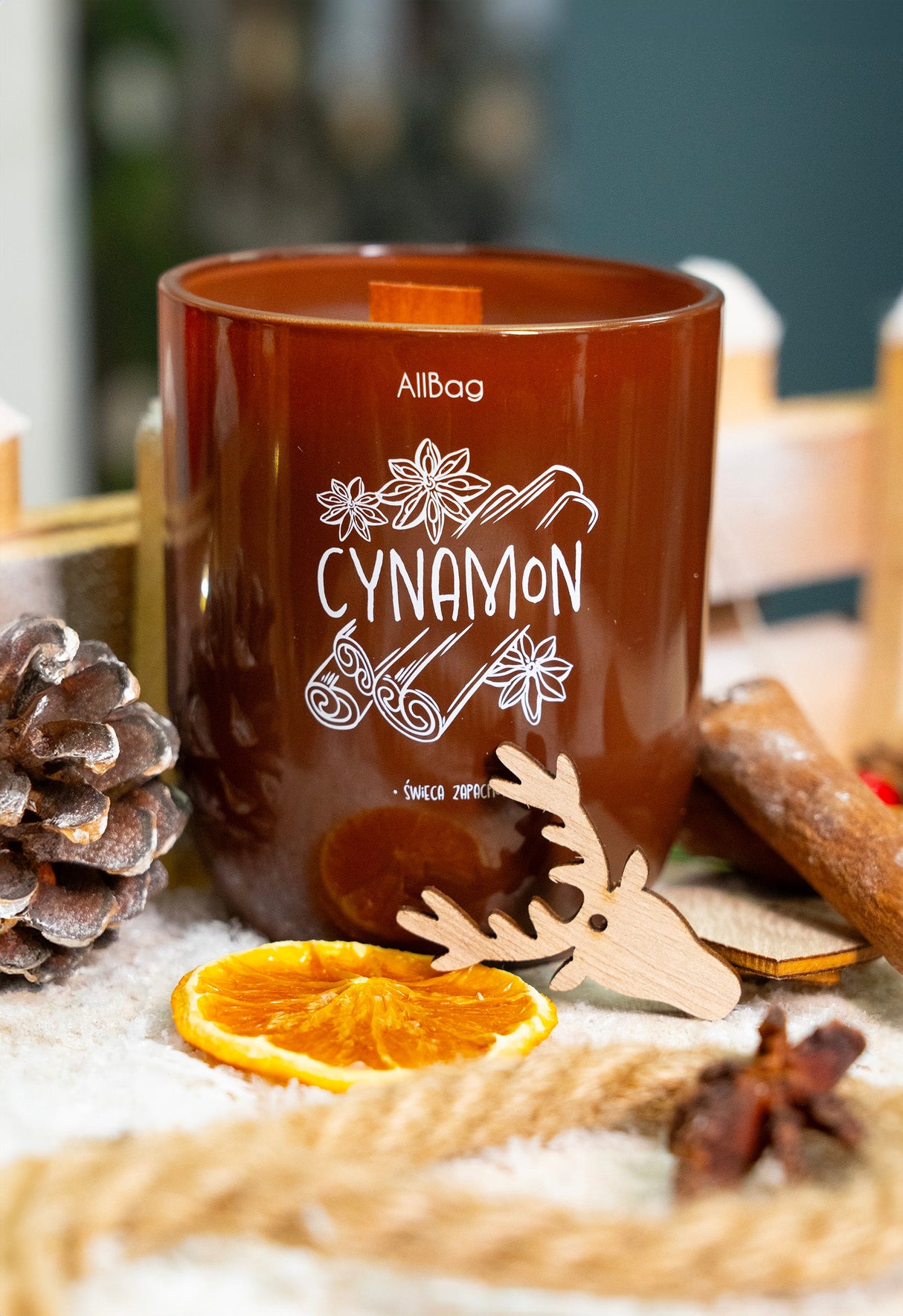 Duftende Sojakerze im Glas, Zimtduft