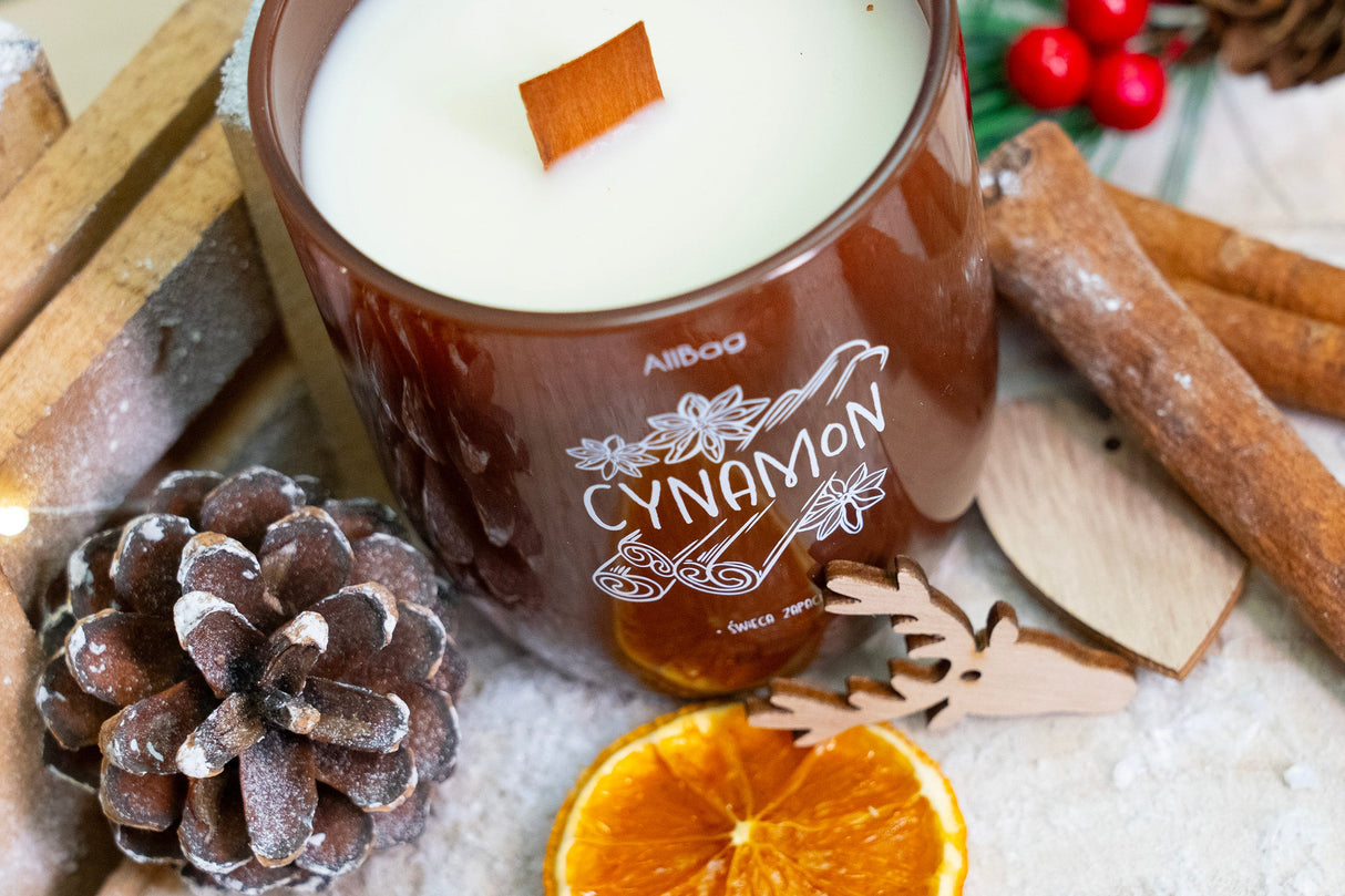 Duftende Sojakerze im Glas, Zimtduft