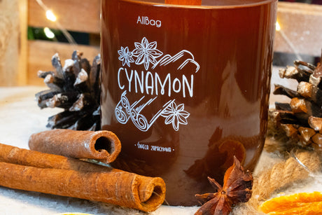 Duftende Sojakerze im Glas, Zimtduft