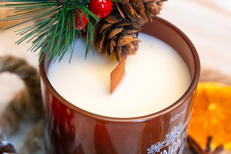 Duftende Sojakerze im Glas, Zimtduft