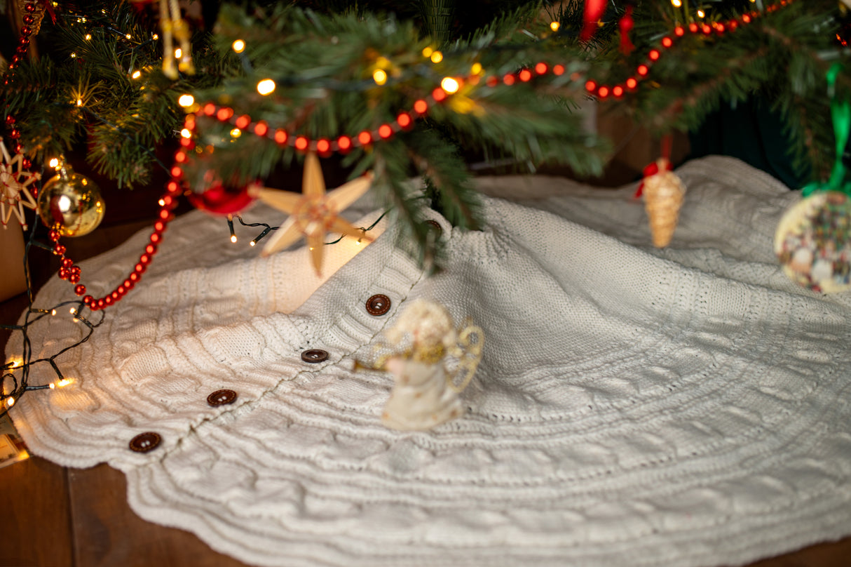 Weihnachtsteppich unter dem Weihnachtsbaum