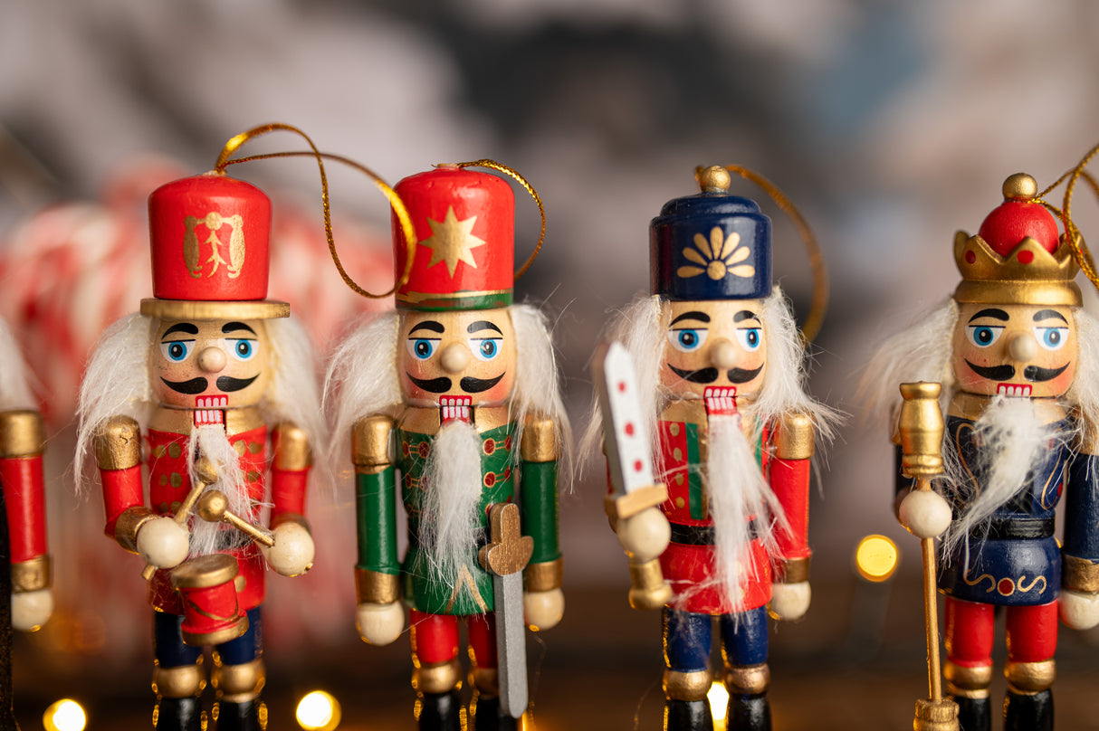 Nussknacker-Weihnachtsbaumhänger - 6er-Set