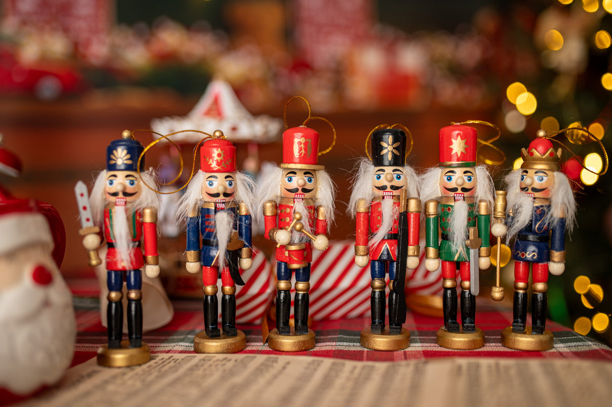 Nussknacker-Weihnachtsbaumhänger - 6er-Set