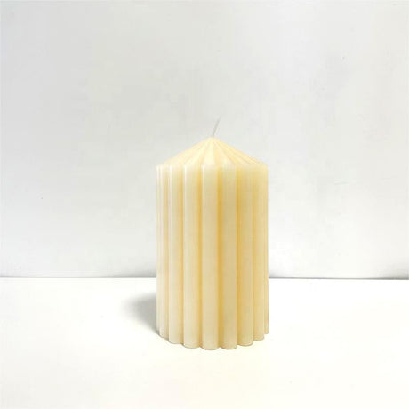 Weihnachts-Silikonform aus zerrissenen Kerzen