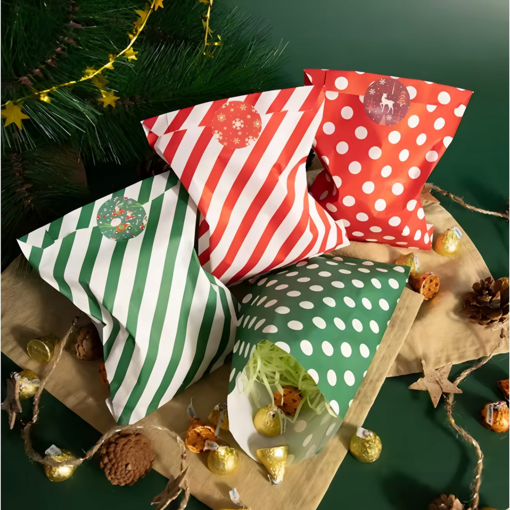 Papiertüten mit Aufklebern 24 Stück