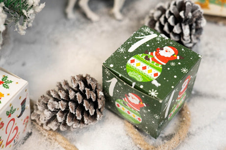 Weihnachtliches buntes Boxen-Set für Adventskalender 24-tlg.