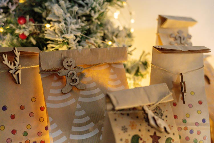 DIY-Kit zum Aufhängen von Holzzahlen