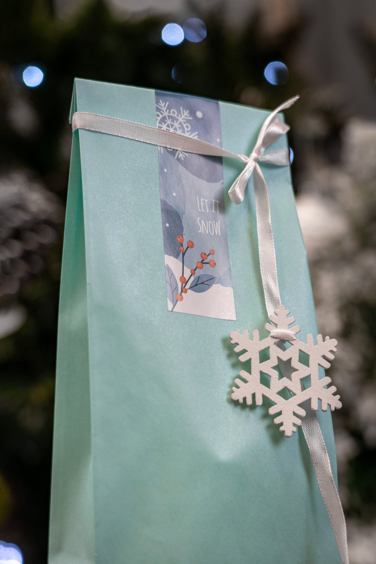 Große Weihnachtsaufkleber für Geschenke BLATT MIX