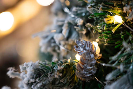 Dekorative gefrostete Zapfen Weihnachtsdeko 8 St.