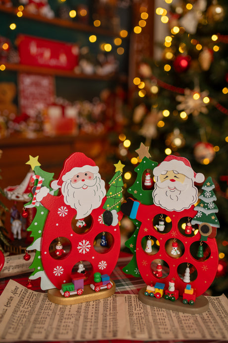 Weihnachtsmannfigur aus Holz