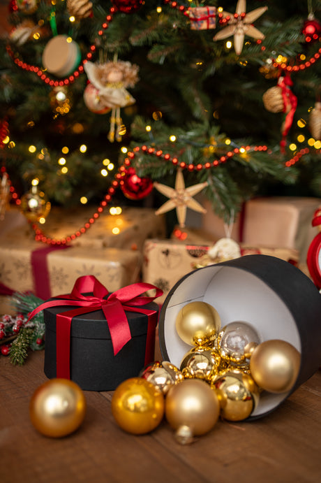Set mit 4 schwarzen Geschenkboxen