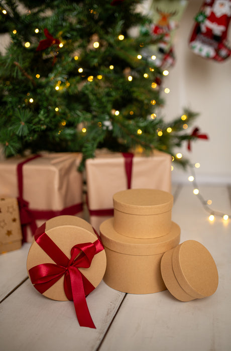 Set mit 4 Kraftpapier-Geschenkboxen