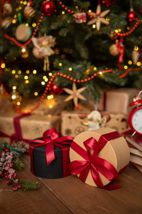 Set mit 4 Kraftpapier-Geschenkboxen