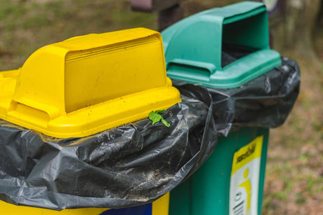 Schwarze Recycelte Müllsäcke 240L