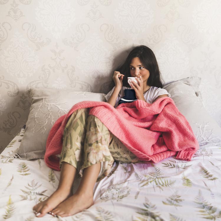 Wärmflasche 320x200mm marineblauer Pinguin im Schal