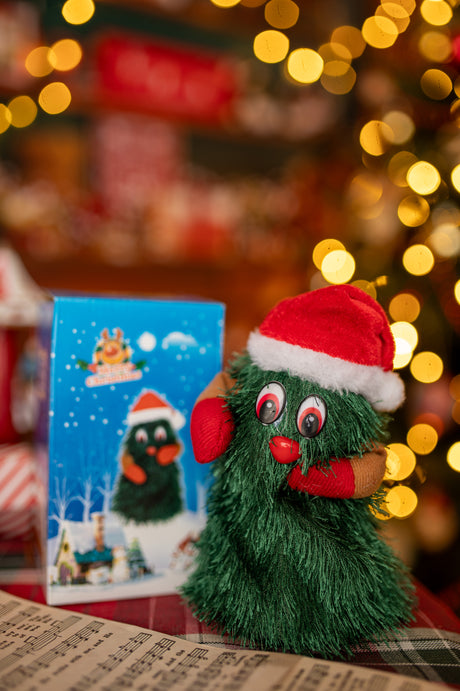 Tanzender, singender Weihnachtsbaum