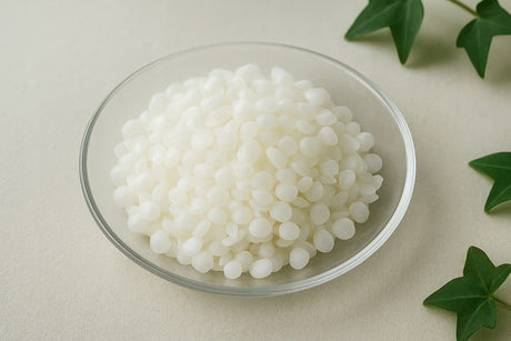 Natürliches Sojawachs mit einem Zusatz von Bienenwachs