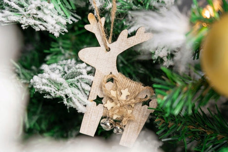 Weihnachtsbaumaufhänger aus Holz