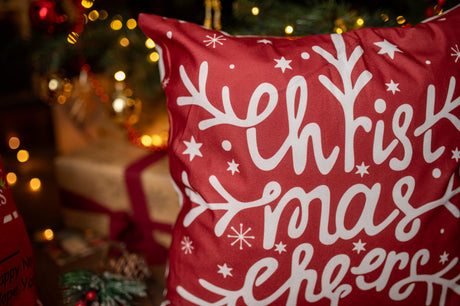 Set mit weihnachtlichen Dekokissenbezügen 44×44cm