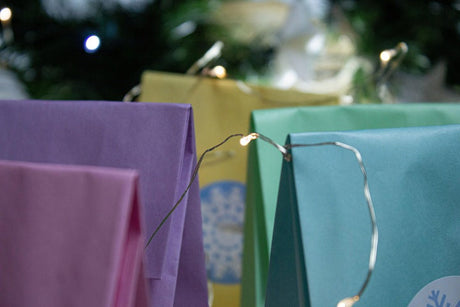 Pastellfarbene Papiertüten mit Aufklebern - 5er-Set umweltfreundlich