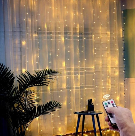 Warmweißer LED-Lichtervorhang 3x3m