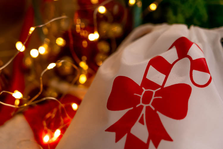 Weihnachts-Polyestertasche 16x21cm ROTES KÜKEN