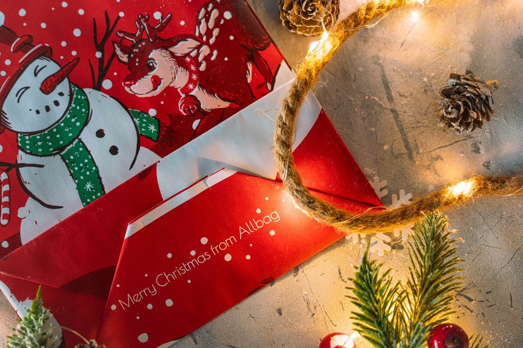 Weihnachtspapiertüte 180x80x220mm Roter Weihnachtself