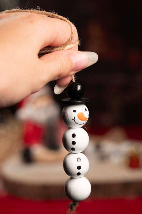 DIY Weihnachtsbaum-Schneemänner