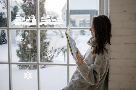 Dekorative Aufkleber für Fenster und Scheiben - Weihnachtsmotiv in Weiß