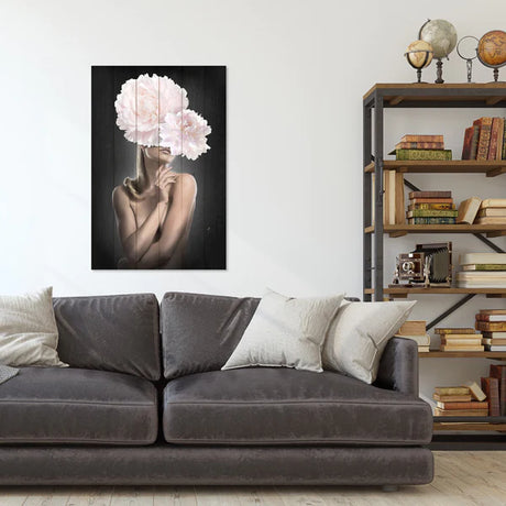 Wanddeko Holz - Woman with Pink Peonies